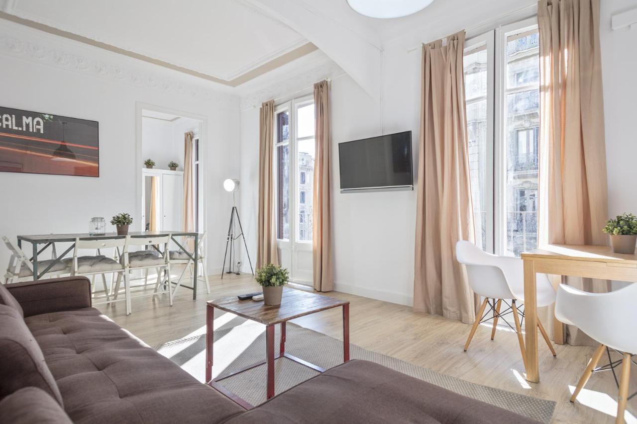 The White Flats Eixample Apartment Barcelona Ngoại thất bức ảnh