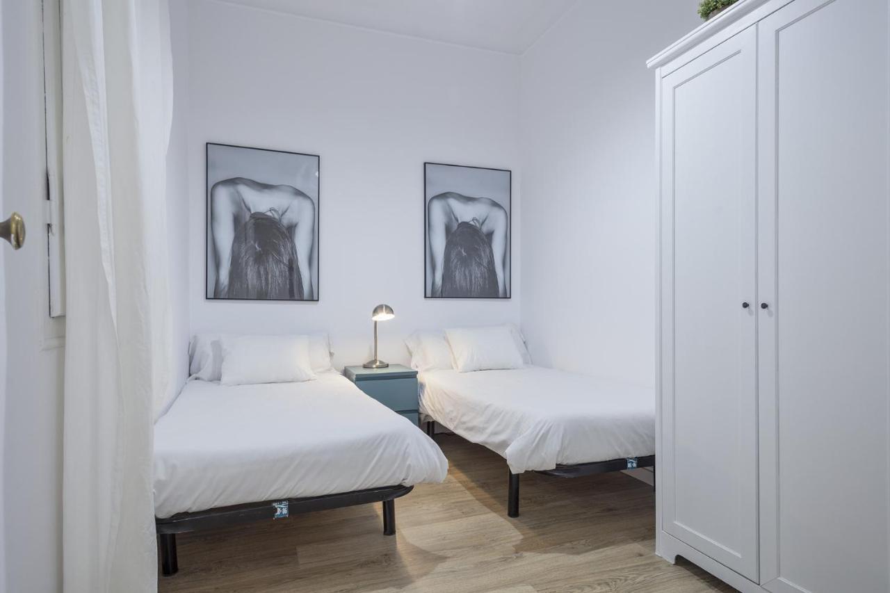 The White Flats Eixample Apartment Barcelona Ngoại thất bức ảnh