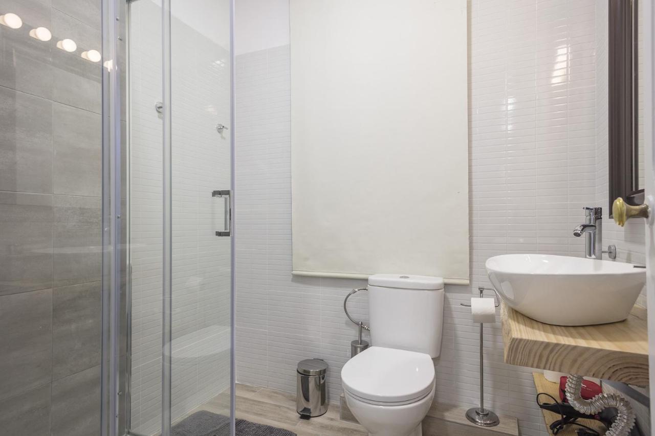 The White Flats Eixample Apartment Barcelona Ngoại thất bức ảnh